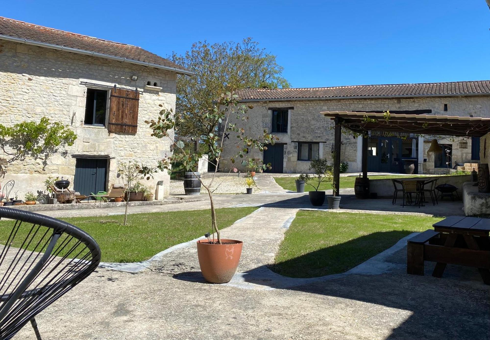 Metairie Des Gacheries Champagne-et-Fontaine Εξωτερικό φωτογραφία